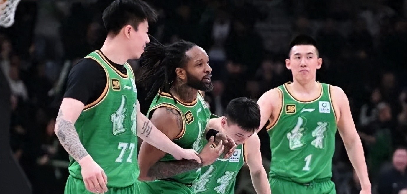 辽宁男篮击溃对手,轻松晋级下一轮 辽宁男篮击溃对手,轻松晋级下一轮