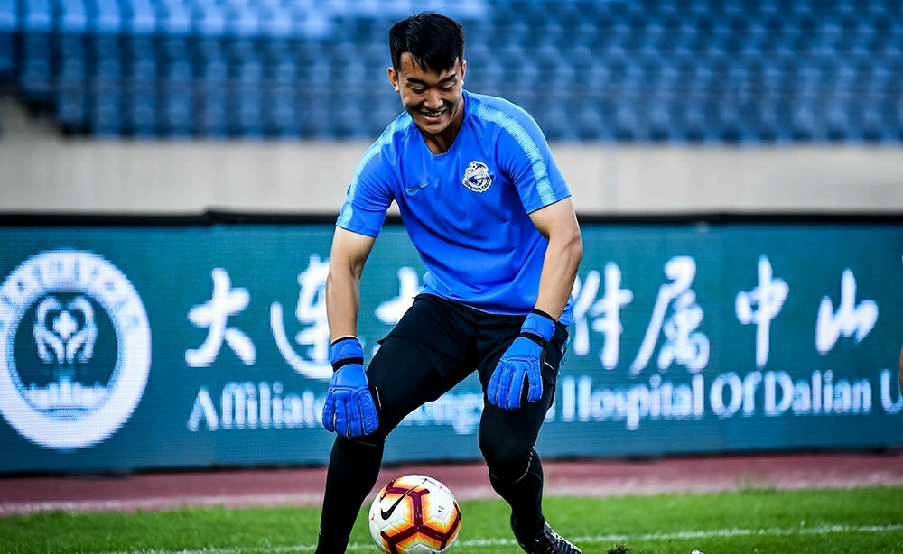 包含江苏苏宁客场胜大连一方,继续保持不败的词条 包含江苏苏宁客场胜大连一方,继续保持不败的词条