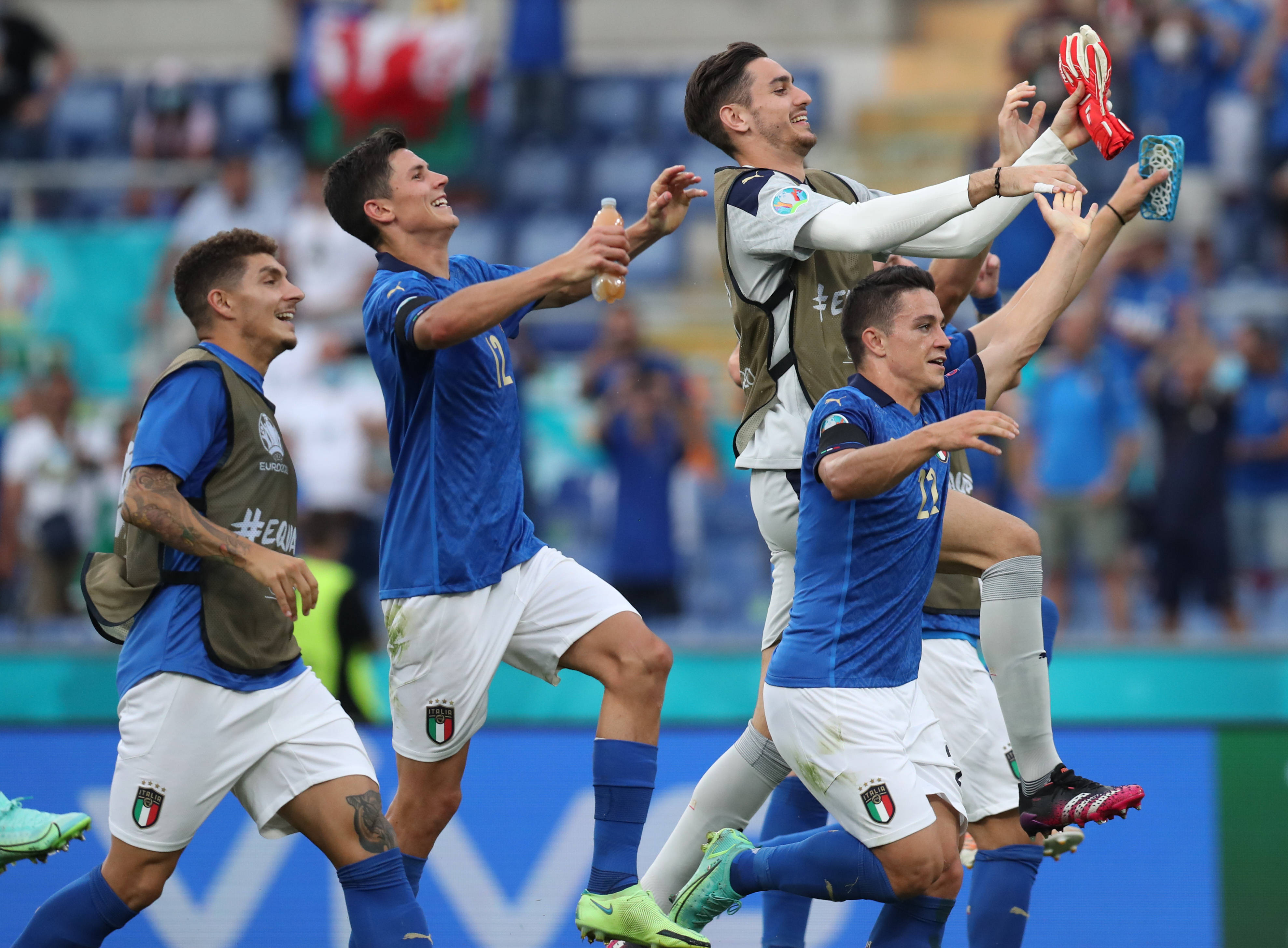 关于威尔士队赢得胜利,晋级前途大好的信息 关于威尔士队赢得胜利,晋级前途大好的信息