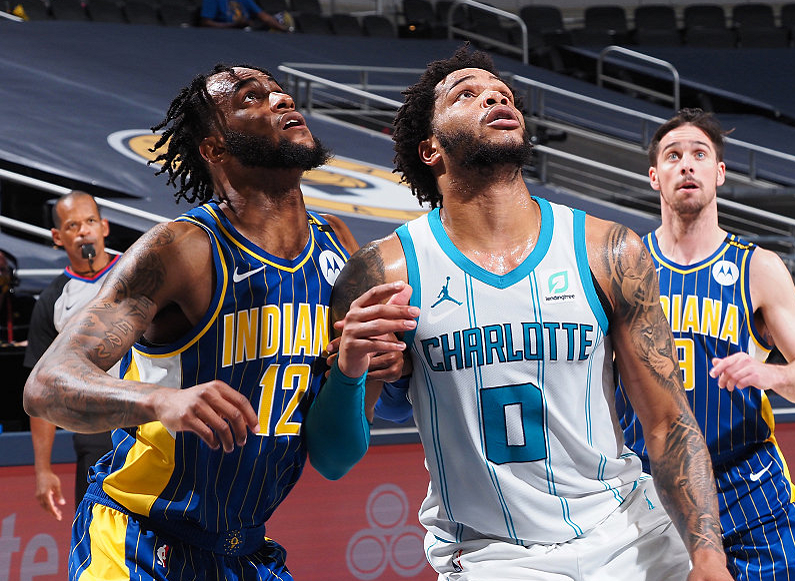 黄蜂前锋季后赛状态逐渐回暖 黄蜂前锋季后赛状态逐渐回暖