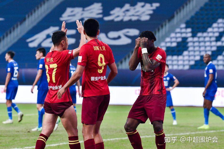 格陵兰队再遭打击,征程结束 格陵兰队再遭打击,征程结束