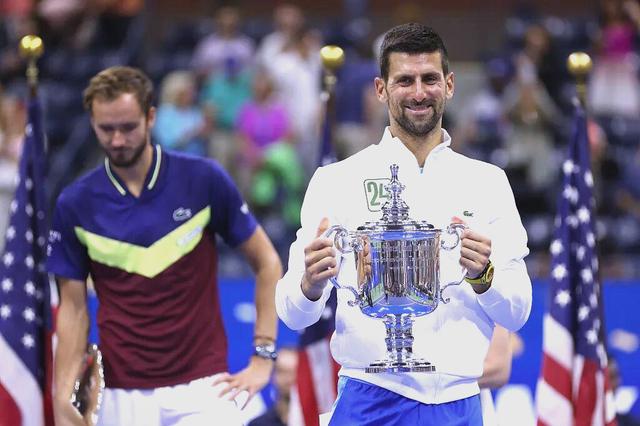 美网绝杀年终总决赛，德约科维奇带队取胜