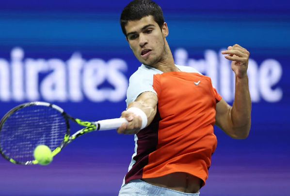 ATP总决赛绝杀美网，阿尔卡拉斯关键制胜