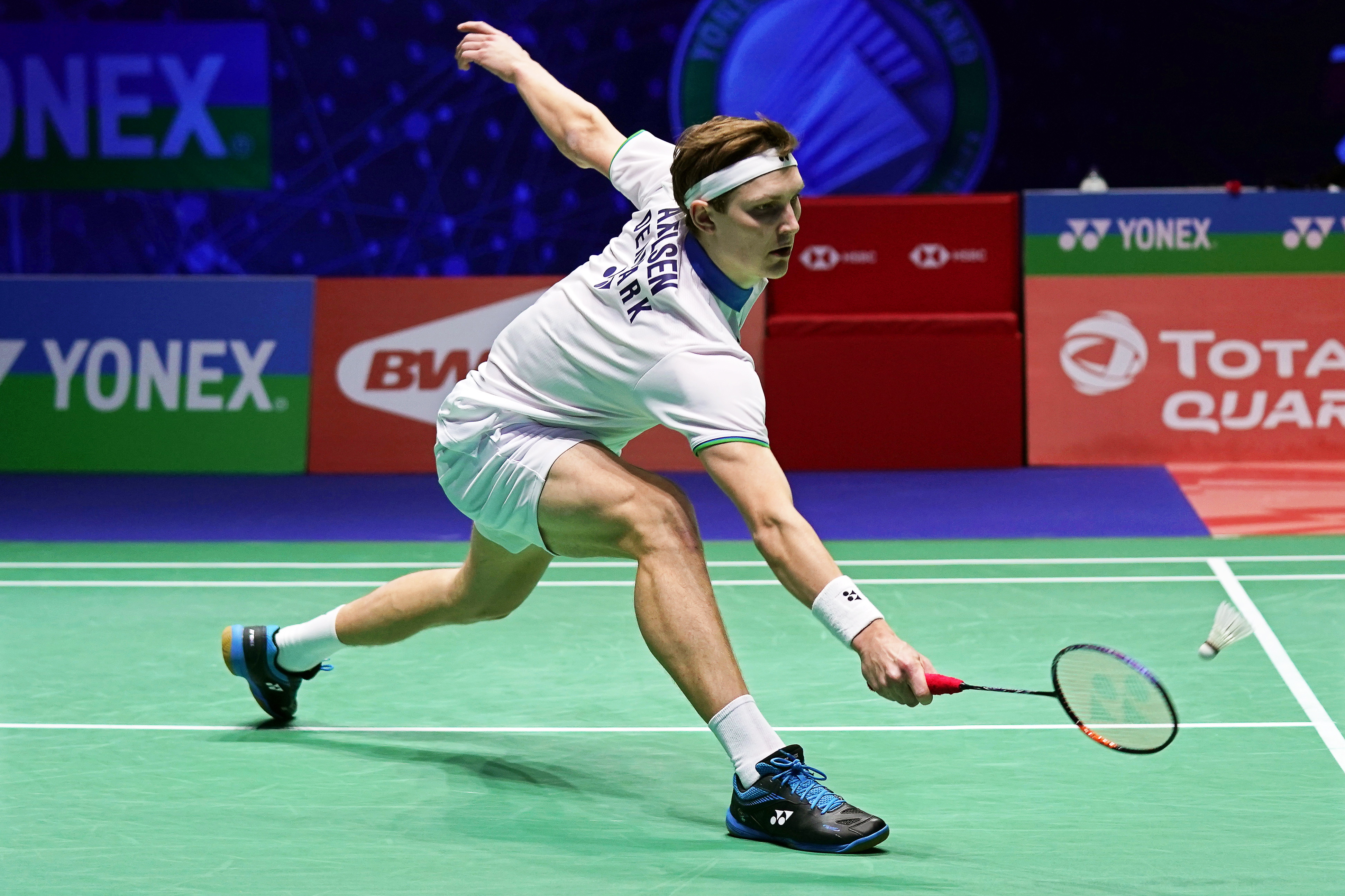 日本队鏖战马来西亚队，安赛龙点燃赛场