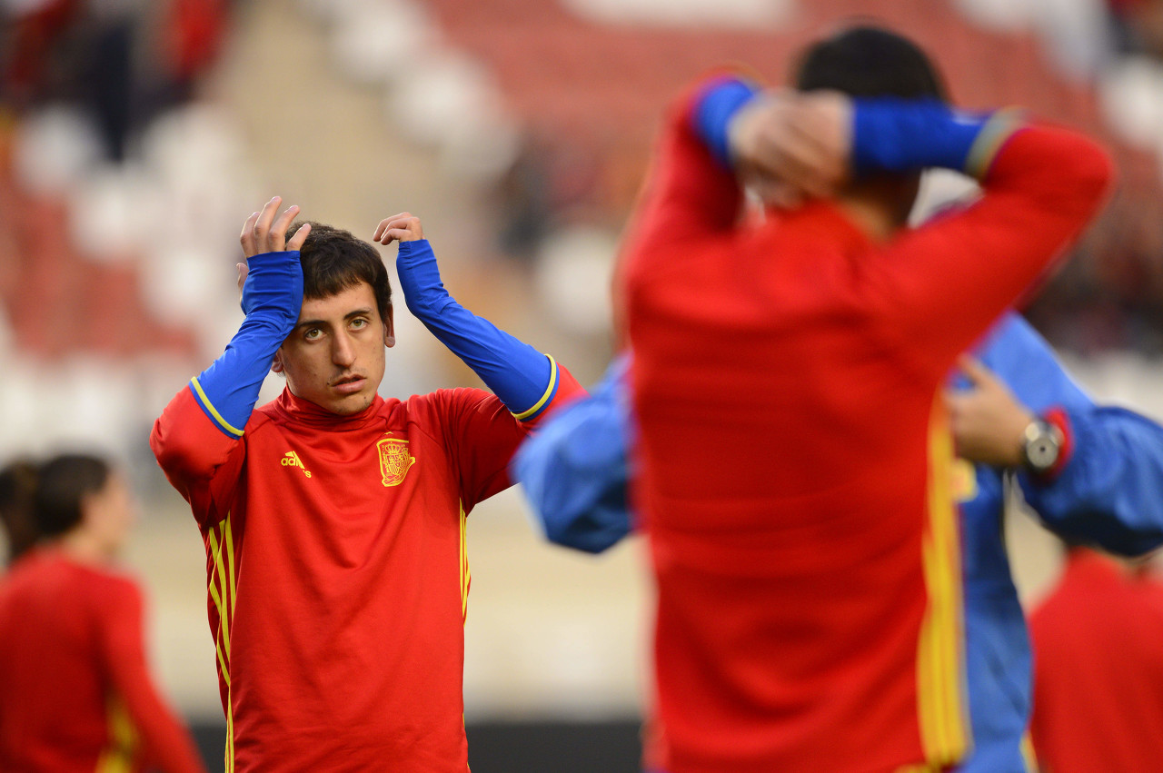 雷火电竞简介-中国鏖战巴黎，奥亚尔萨瓦尔统治全场