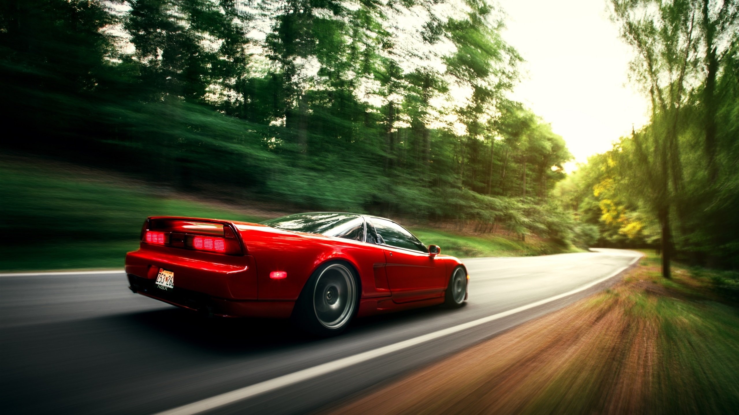 冷门与铁闸，足球世界永恒与变化的二元奏鸣