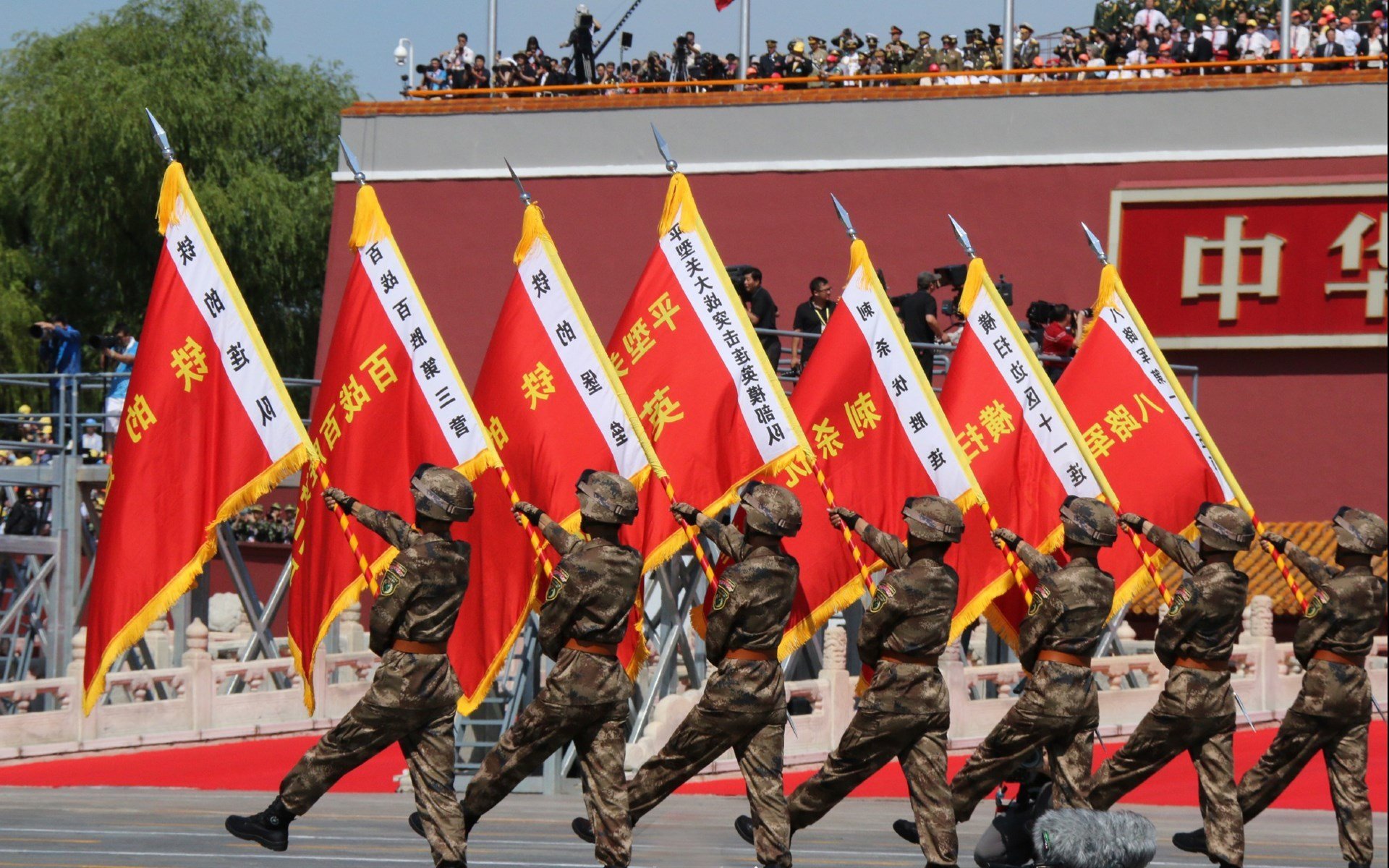 1.文班亚马统治东方赛场，火箭对阵上海一役，天赋鸿沟与未来启示