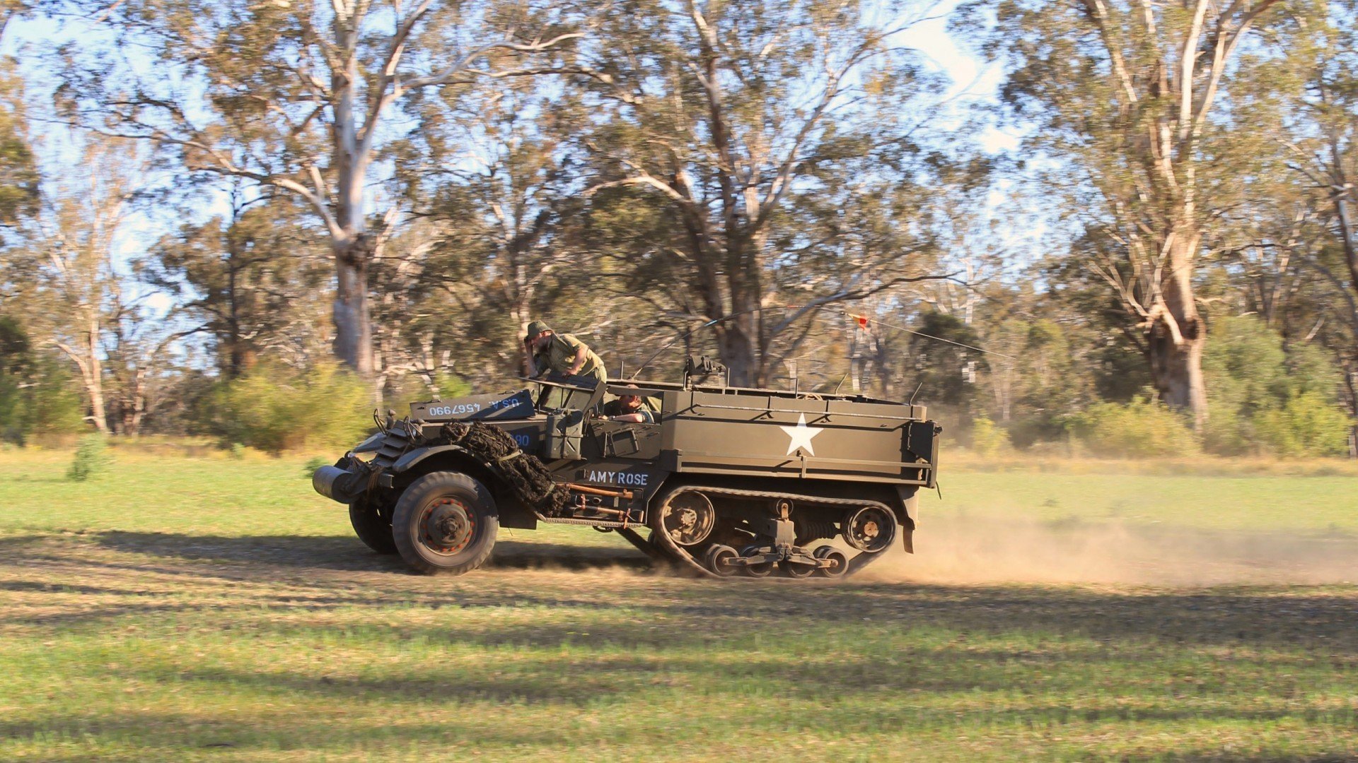 冰封蓝线之崩,瑞士完美风暴中的隐形艺术家阿拉巴