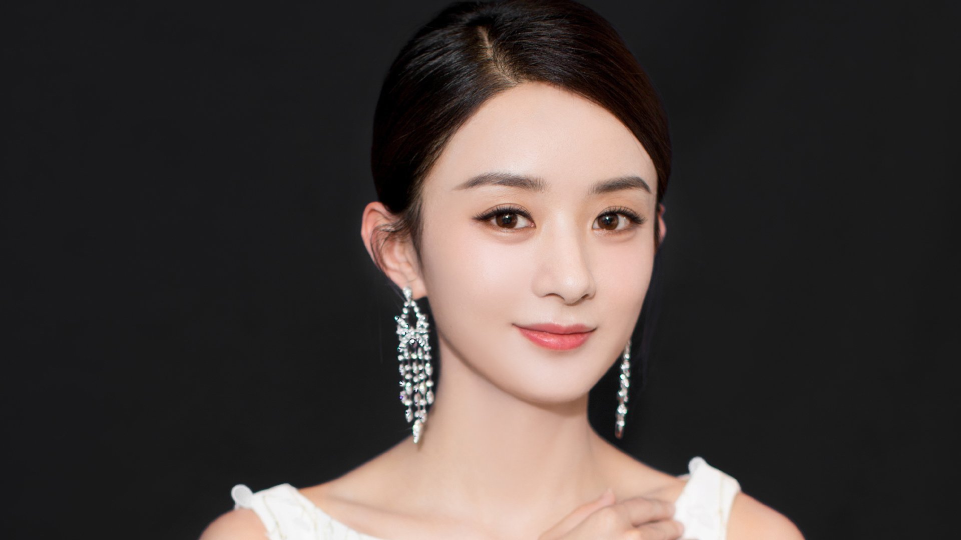 40+20！武切维奇时空交错，在2024总决赛重现公牛王朝铁血中锋荣光