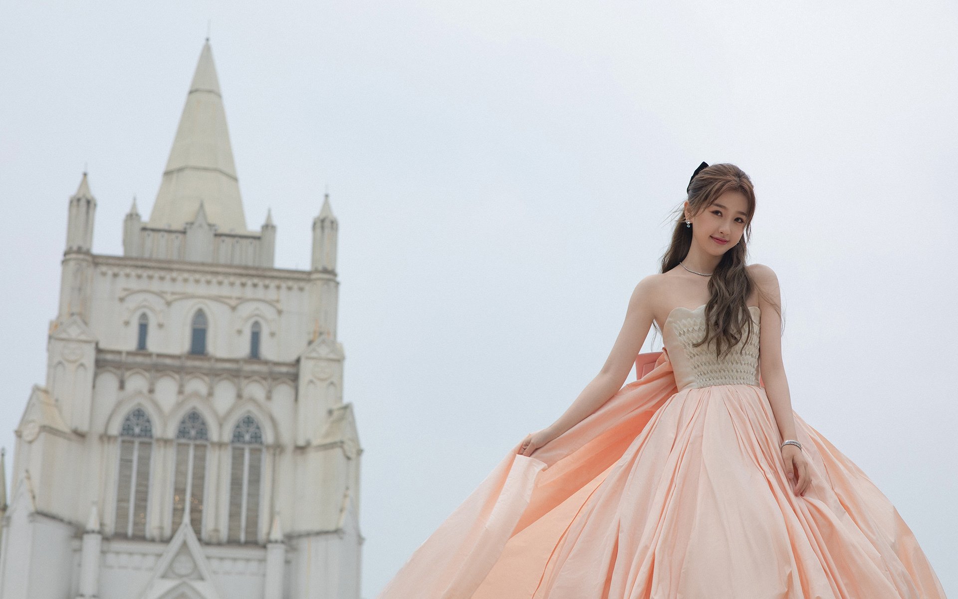 雷火电竞网站-英超争冠之夜与东契奇的关键球，同一种英雄叙事